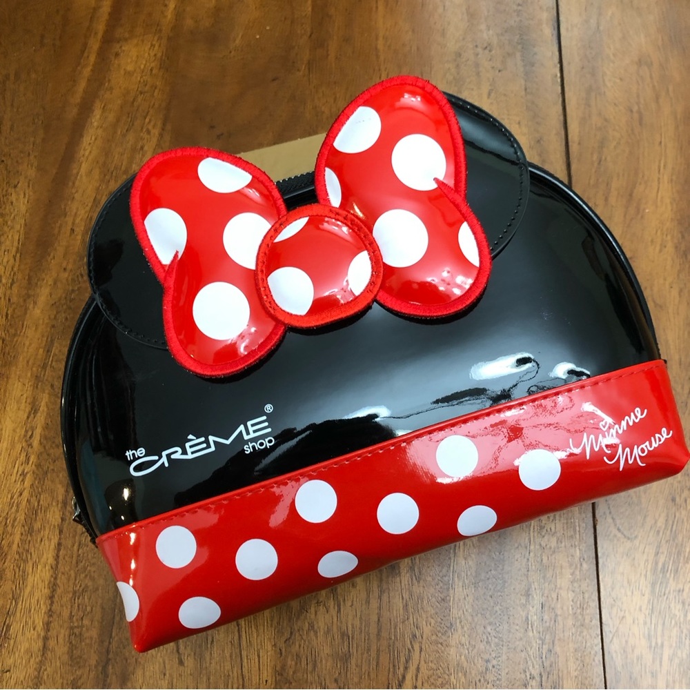 NWT Minnie Mouse makeup bag - Picture 2 of 8